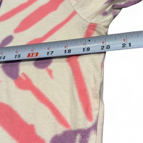 Men’s THE NIKE TEE Festival Futura Peace T-shirt Large - Picture 5 of 5